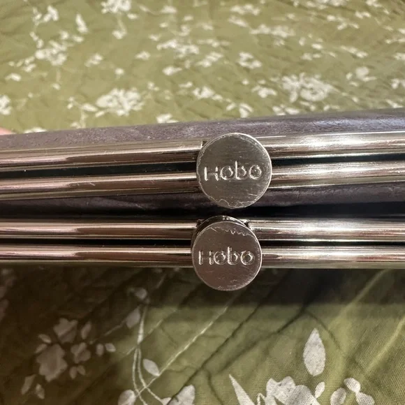 HOBO Lauren Clutch Wallet - Picture 6 of 10